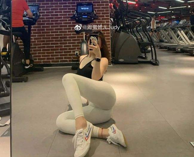 紫罗兰风暴内购破解版下载